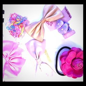 NWT Miscellaneous Bows And Hair Ties